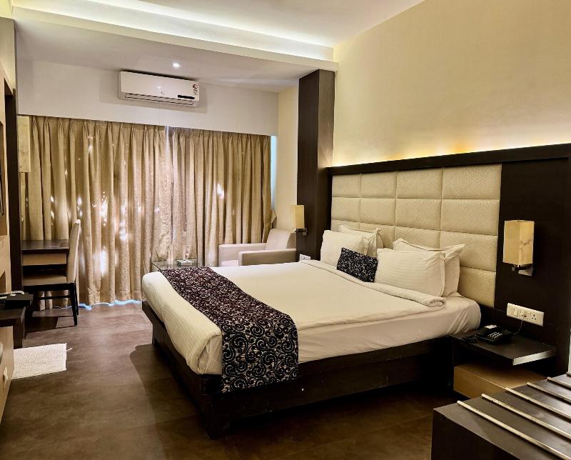 Hotel Galaxy image
