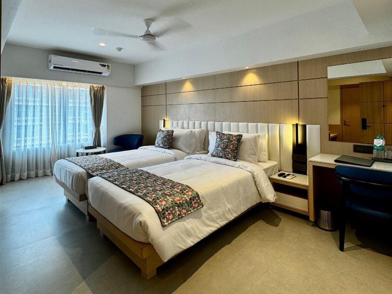 Hotel Galaxy image