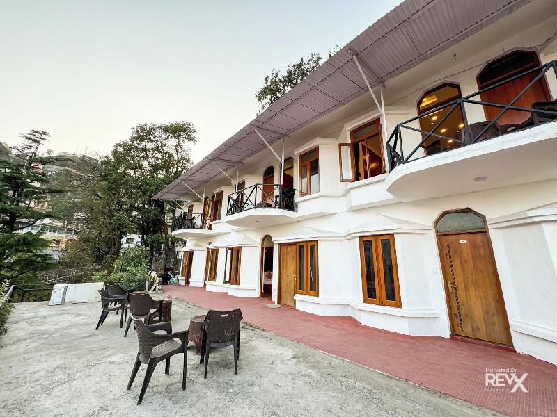 Hotel Wraveler Inn — general view