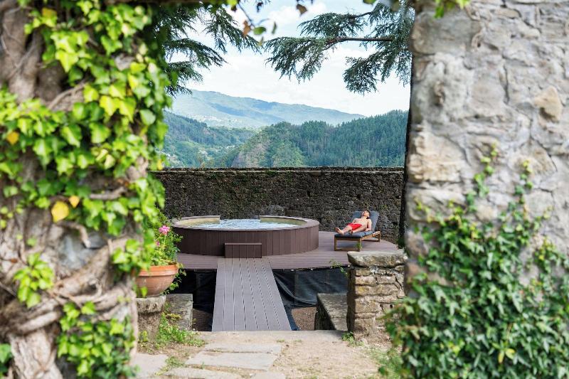 La Rocca Di Camporgiano Maison Du Charme image