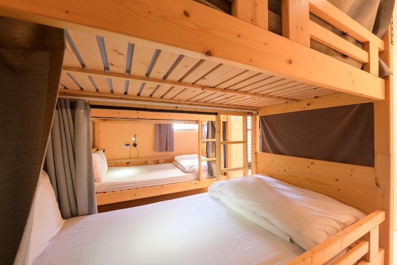 Dumbo Hostel Hualien image