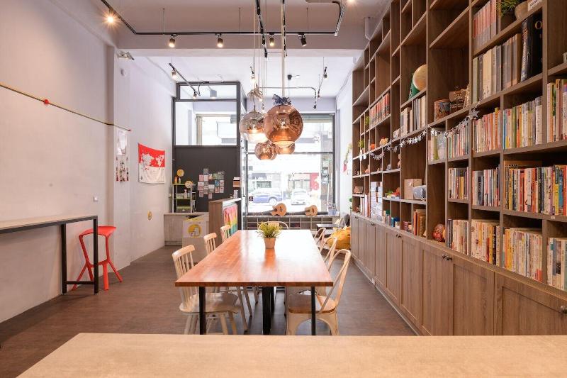 Dumbo Hostel Hualien image
