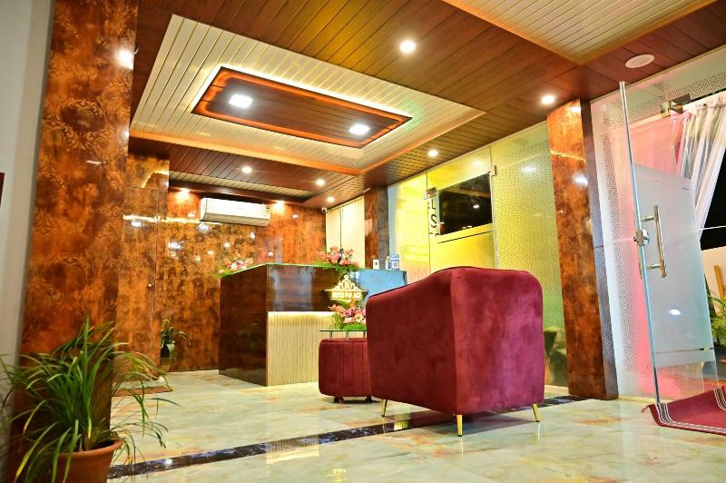 Hotel Boss Palace image