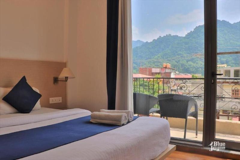The Blue Jay Hostel Rishikesh image
