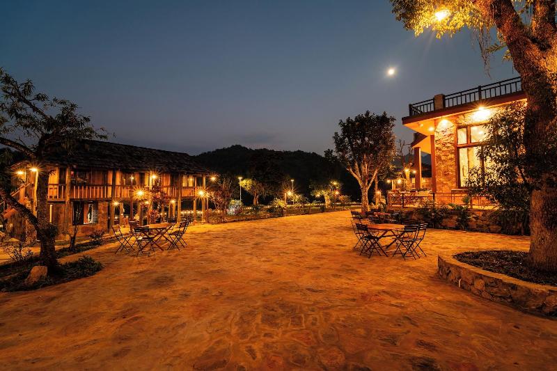 Khuoi Han Ecolodge Cao Bang image