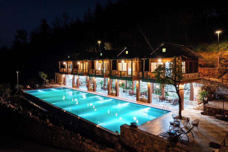 Khuoi Han Ecolodge Cao Bang image
