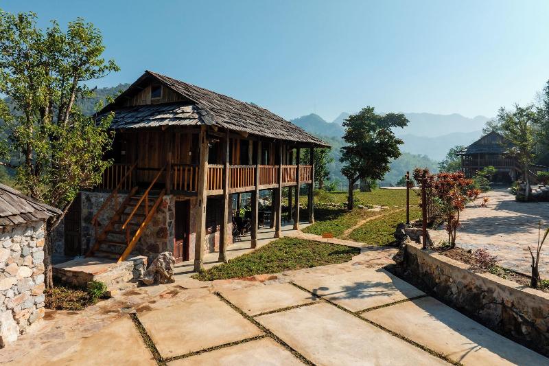Khuoi Han Ecolodge Cao Bang image