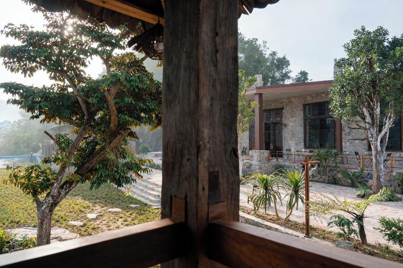 Khuoi Han Ecolodge Cao Bang image