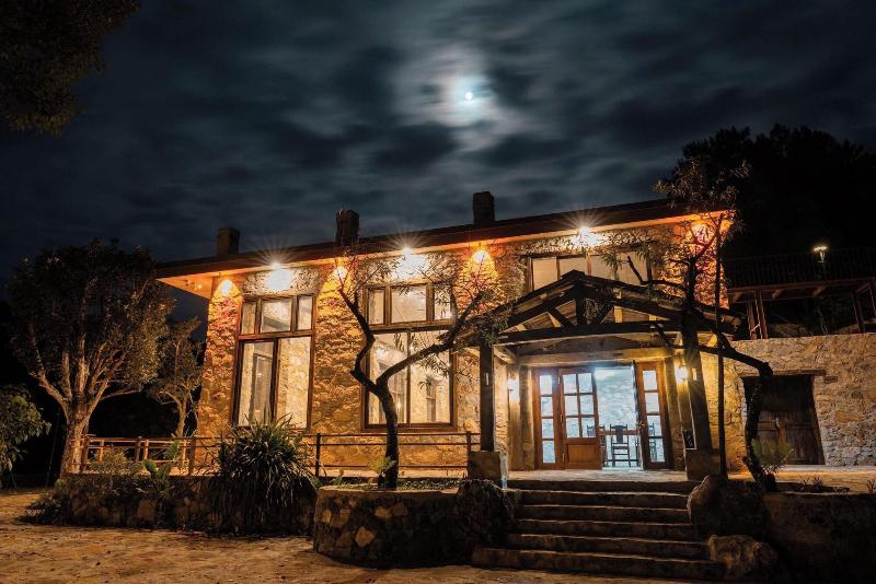 Khuoi Han Ecolodge Cao Bang image
