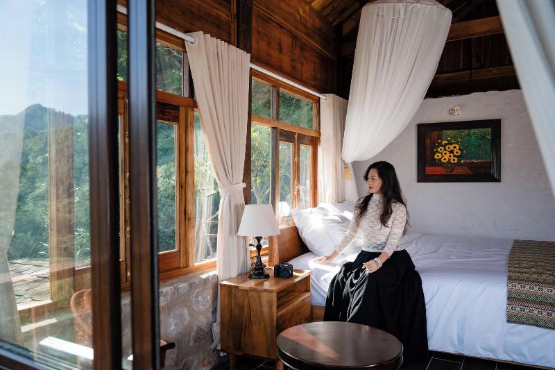 Khuoi Han Ecolodge Cao Bang image
