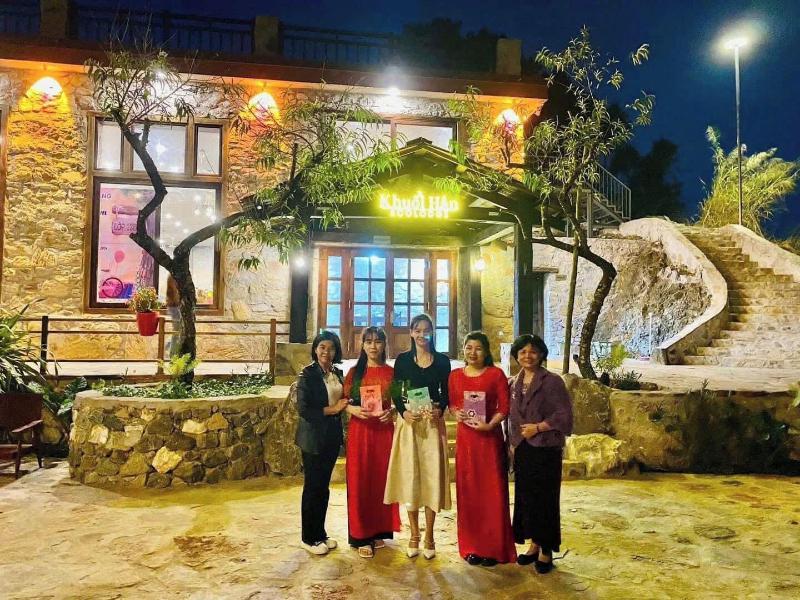Khuoi Han Ecolodge Cao Bang image
