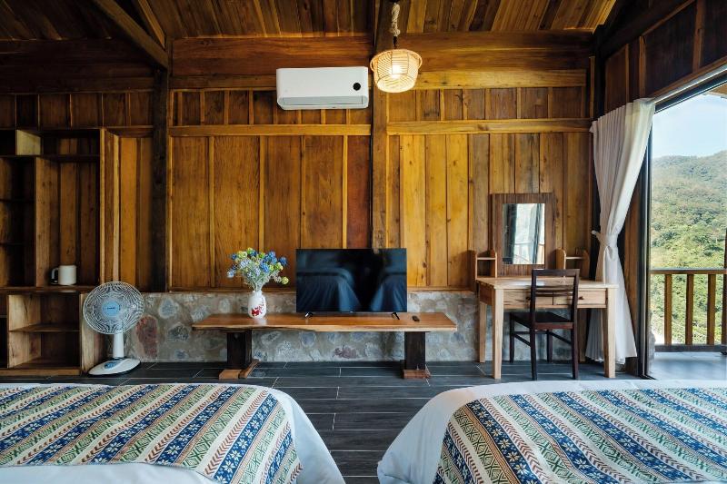 Khuoi Han Ecolodge Cao Bang image