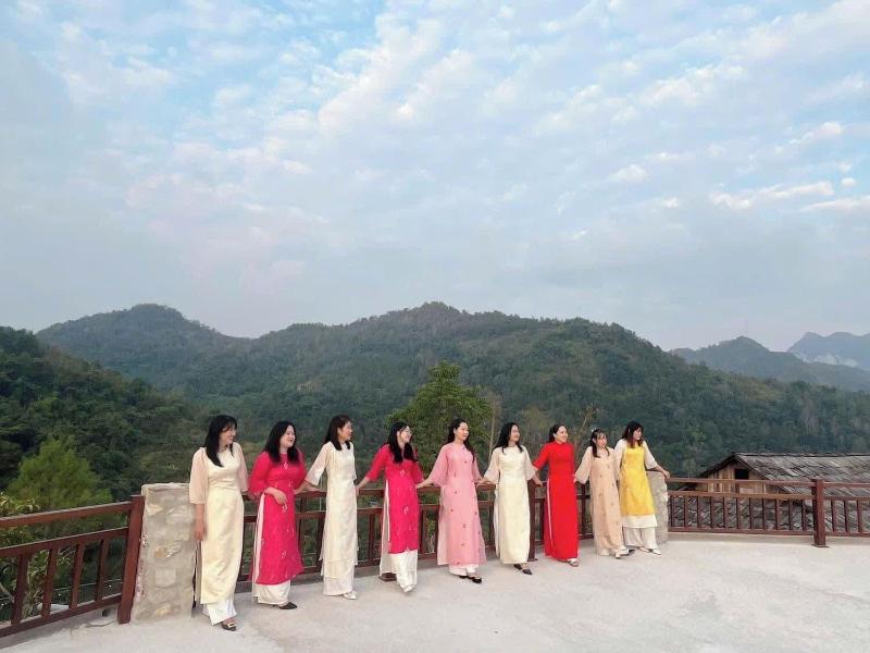 Khuoi Han Ecolodge Cao Bang image