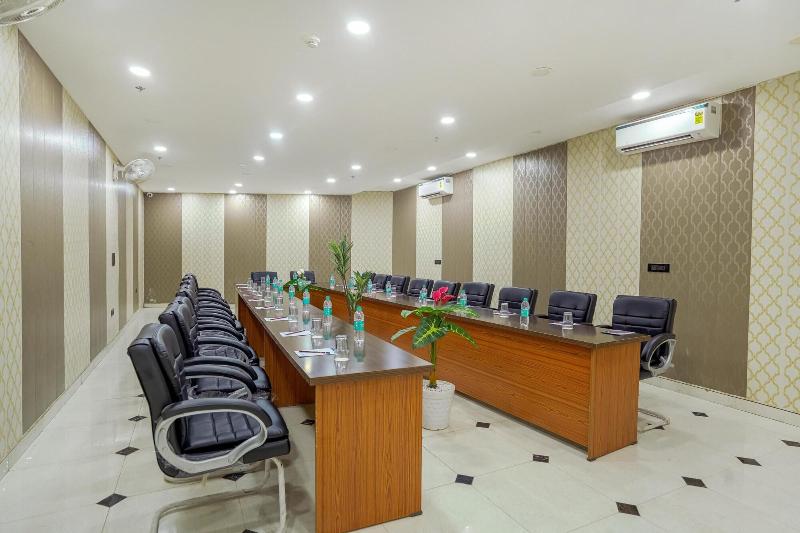Hotel Sky View Zirakpur Chandigarh image