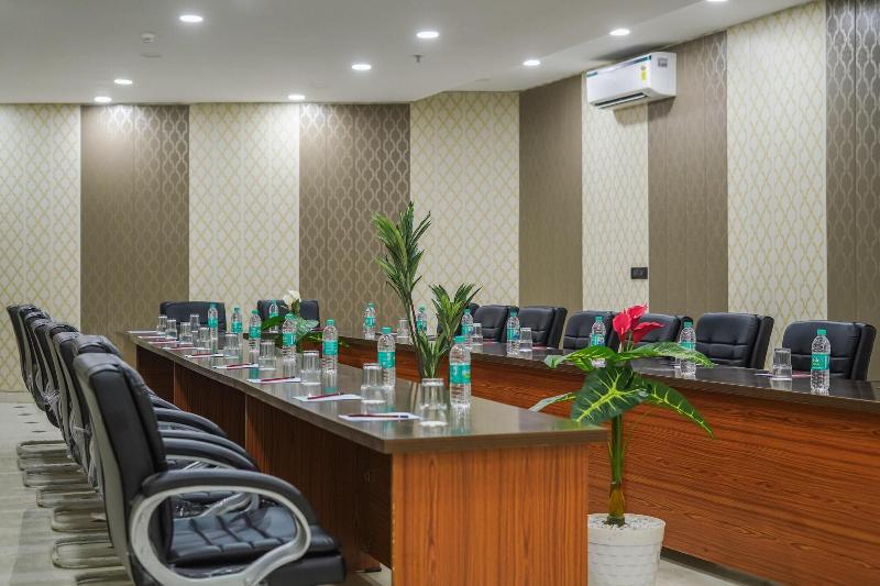 Hotel Sky View Zirakpur Chandigarh image