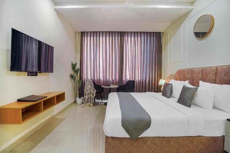Hotel Sky View Zirakpur Chandigarh image