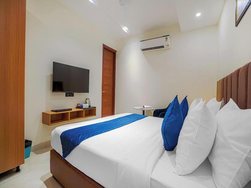 Hotel Sky View Zirakpur Chandigarh image