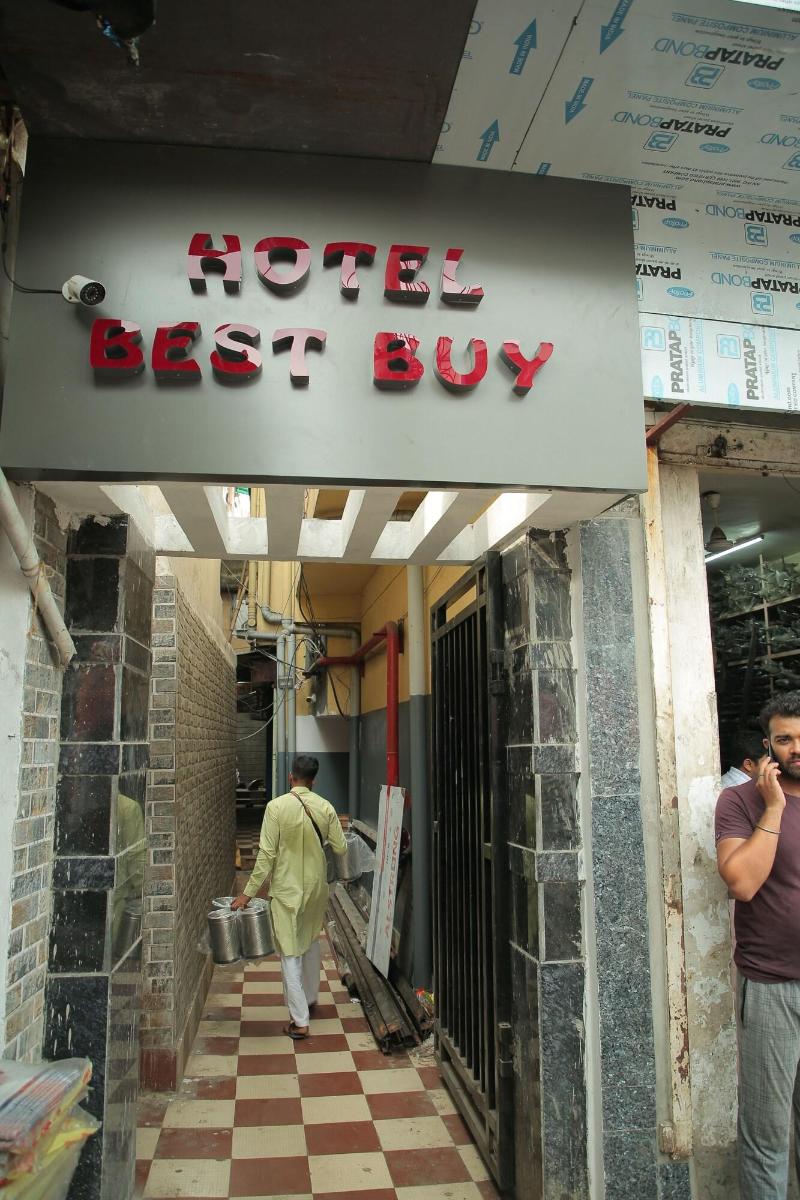 Hotel Best Buy — general view