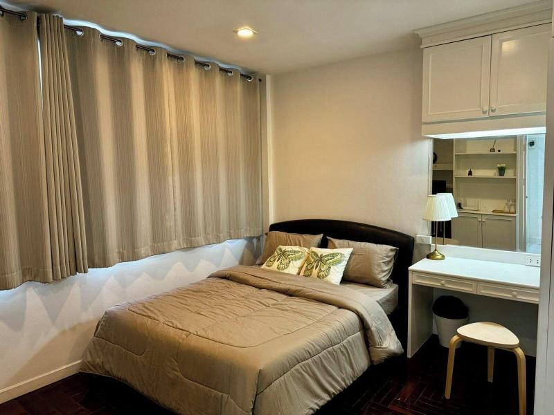 Comfy Crib Hostel 2 image