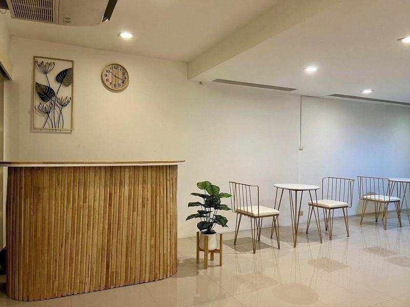 Comfy Crib Hostel 2 image