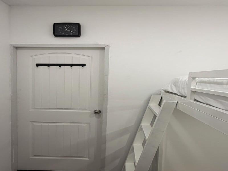 Comfy Crib Hostel 2 image