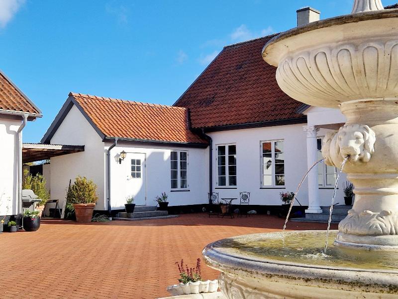 Fonta Nens Bed Breakfast image