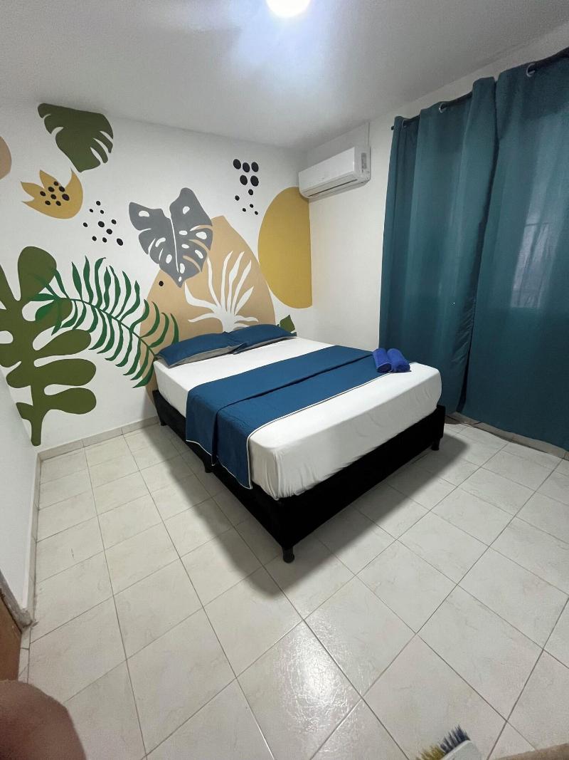 Hotel Stay Golden image