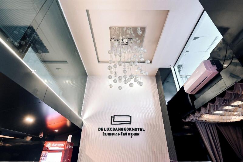 Deco Lux Hotel image