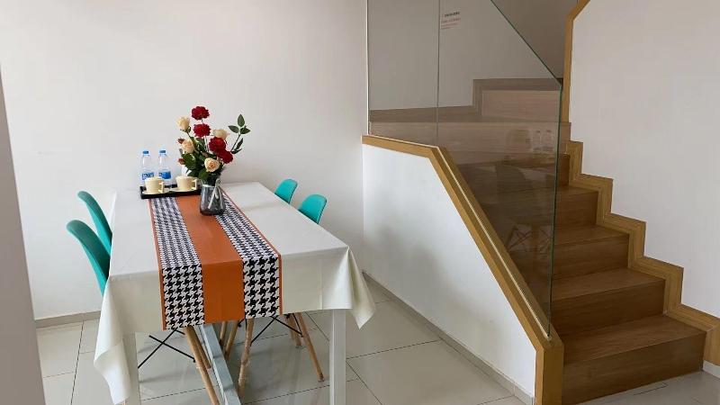 Ihouse Executive Apartment image