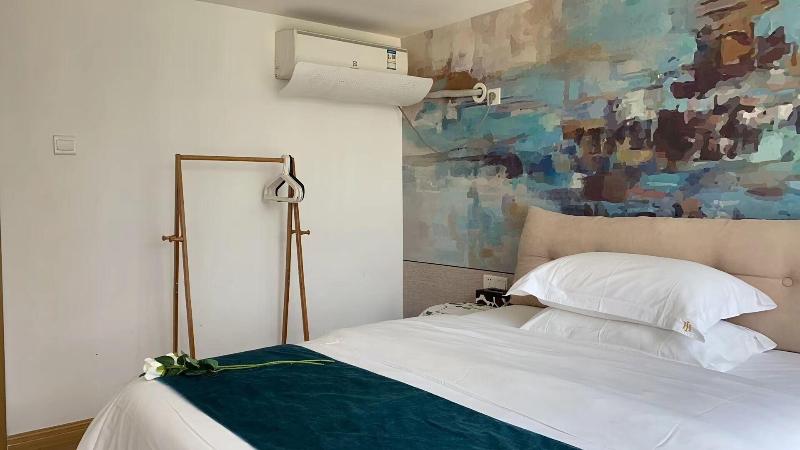 Ihouse Executive Apartment image
