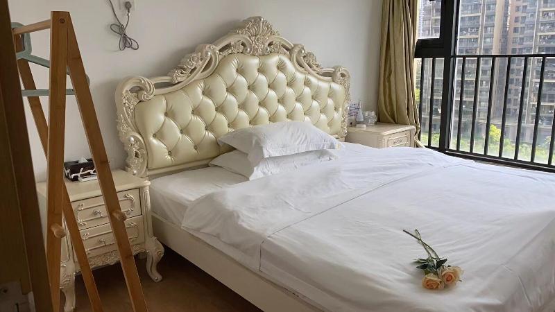 Ihouse Executive Apartment image