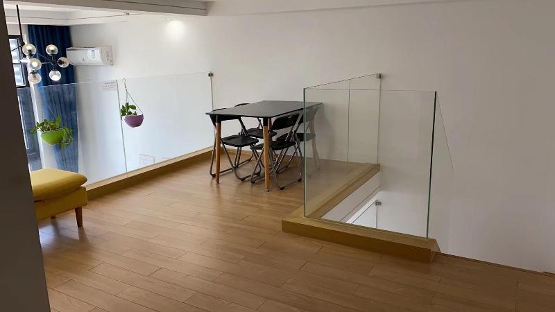 Ihouse Executive Apartment image