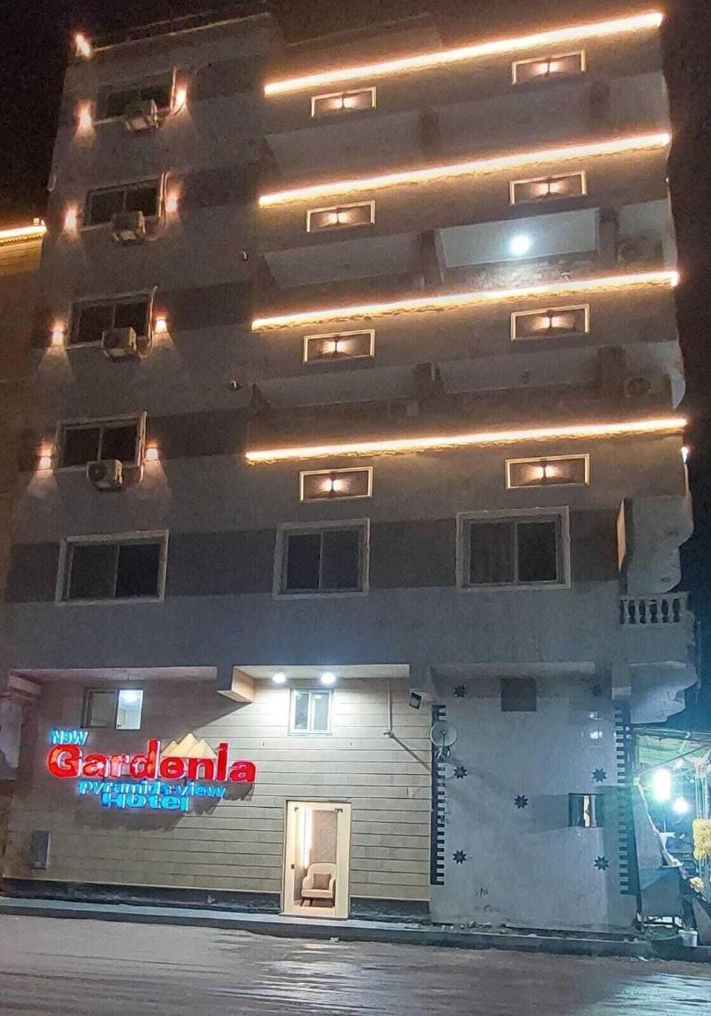 New Gardenia Pyramids View