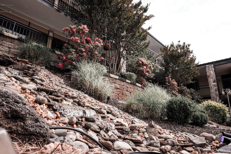 Riverside Inn Suites By Oyo Danville Ceaser Casino image