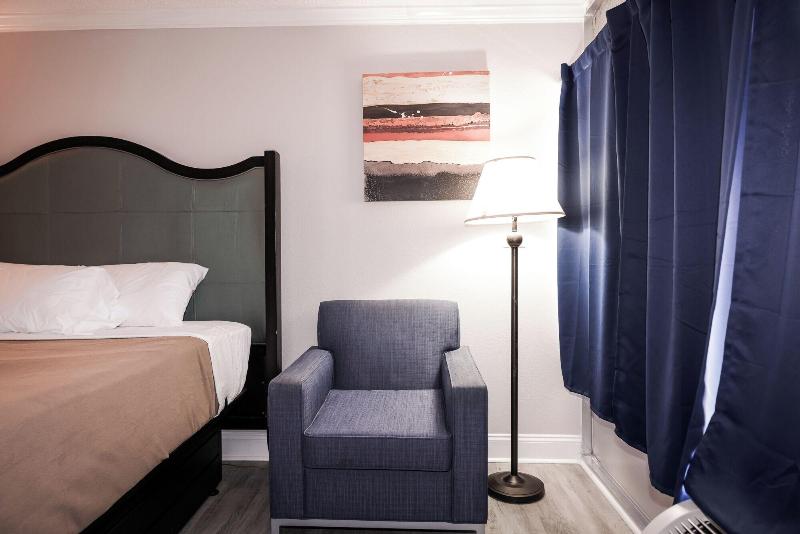 Riverside Inn Suites By Oyo Danville Ceaser Casino image