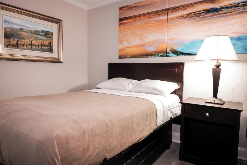Riverside Inn Suites By Oyo Danville Ceaser Casino image