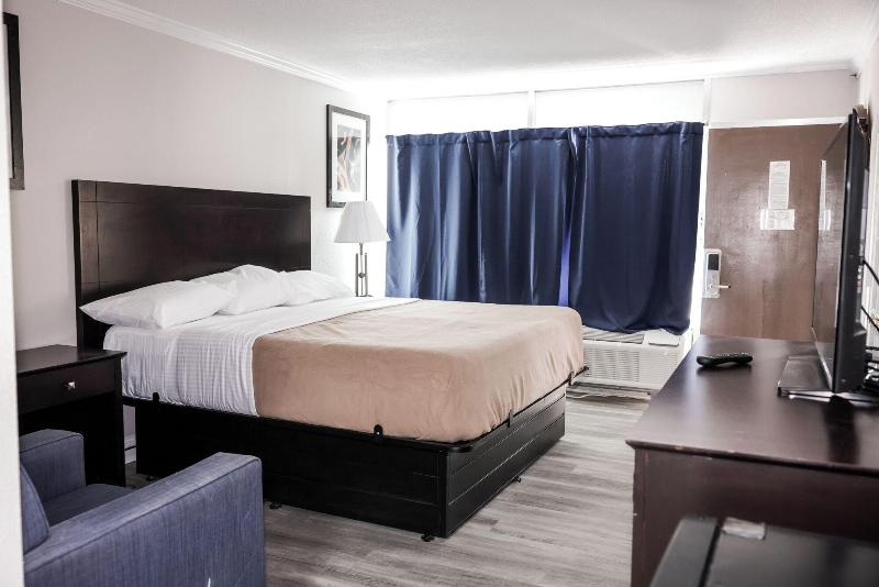Riverside Inn Suites By Oyo Danville Ceaser Casino image