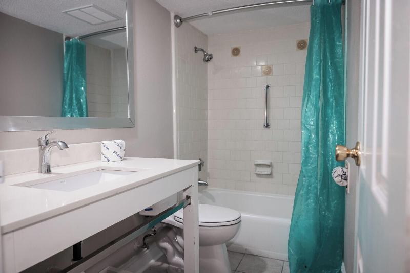 Riverside Inn Suites By Oyo Danville Ceaser Casino image