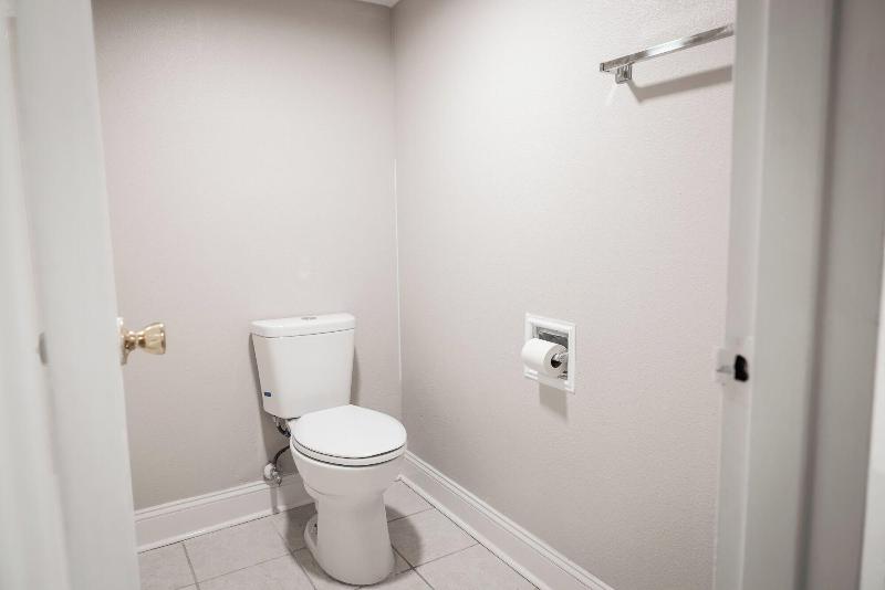 Riverside Inn Suites By Oyo Danville Ceaser Casino image