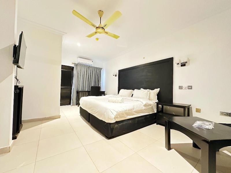 Fanco Hotel image