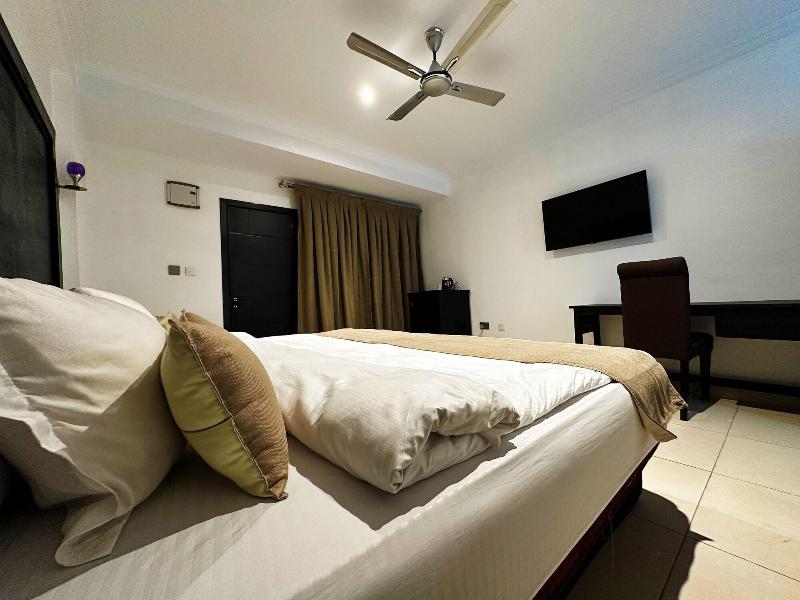 Fanco Hotel image