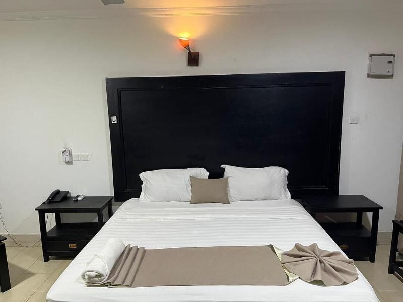 Fanco Hotel image