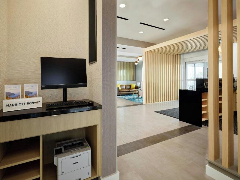 Towneplace Suites By Marriott Fort Myers Southeast image