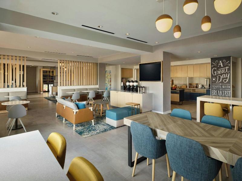 Towneplace Suites By Marriott Fort Myers Southeast image
