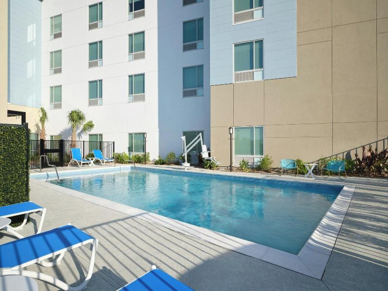 Towneplace Suites By Marriott Fort Myers Southeast image