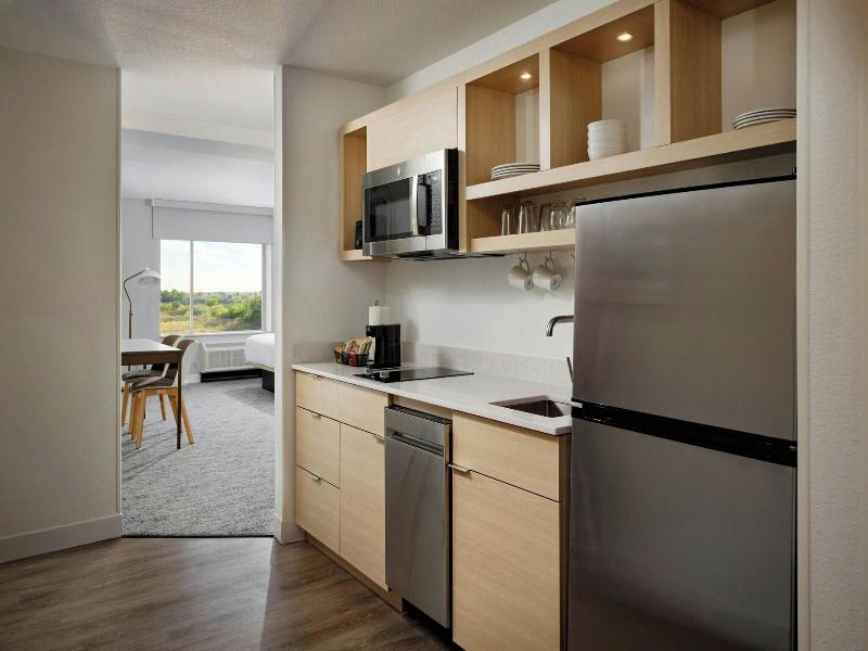 Towneplace Suites By Marriott Fort Myers Southeast image