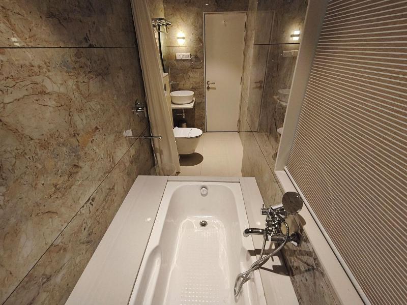 Hotel Sonesta Suites Thane image