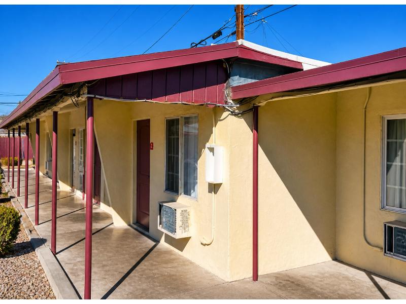 Sai Park Motel GA — exterior view