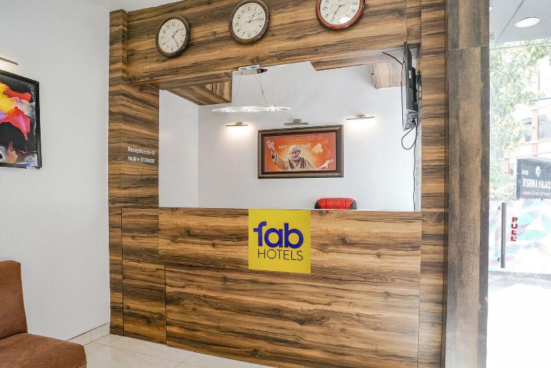 Fabhotel Sai Plaza Executive image