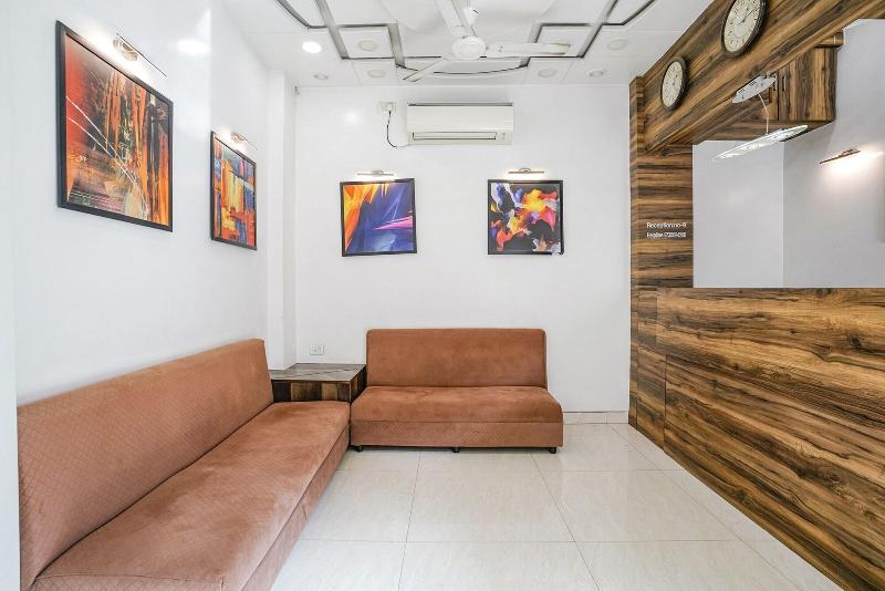 Fabhotel Sai Plaza Executive image